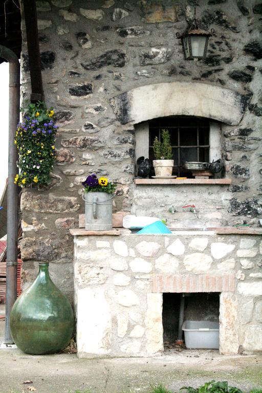 Casale Le Due Querce Vendégház Ferentillo Kültér fotó